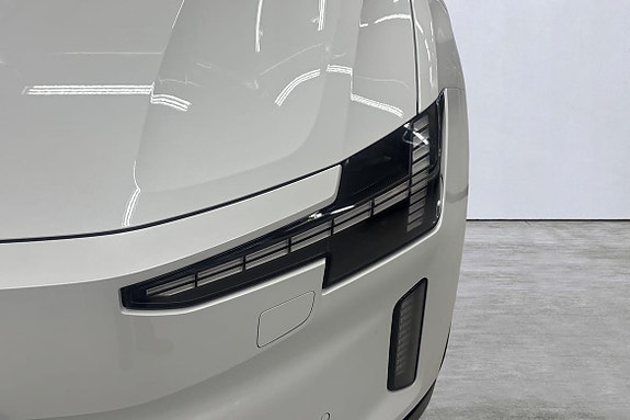Volvo ES90 22 of 24