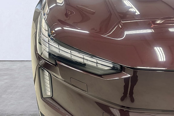 Volvo EX90 22 of 24