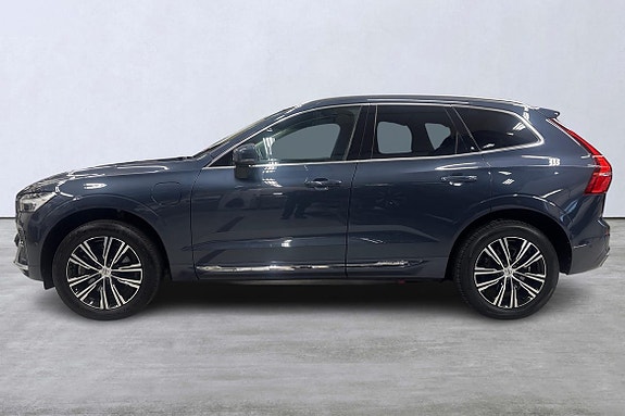 Volvo XC60 2 of 23