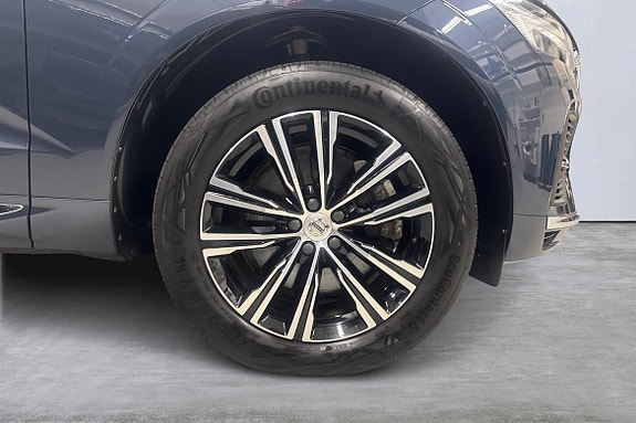 Volvo XC60 14 of 23