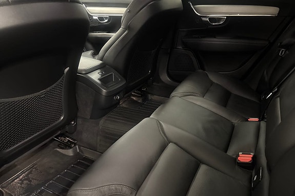 Volvo V90 Cross Country 12 of 23