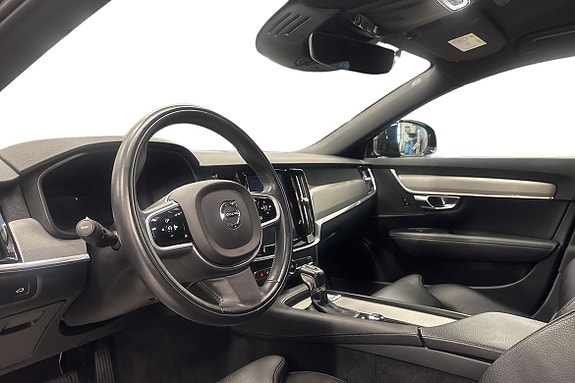 Volvo V90 Cross Country 8 of 23