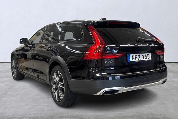 Volvo V90 Cross Country 4 of 23