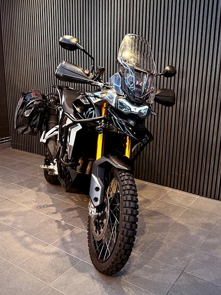 Triumph Tiger 900 Rally PRO 7 of 16