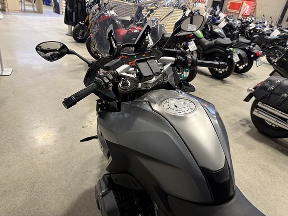 BMW R1200RS ABS 4 of 13