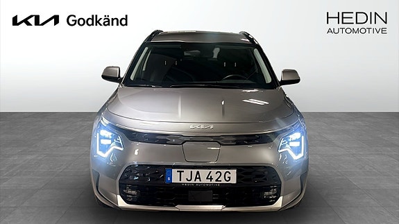 Kia e-Niro 2 of 12