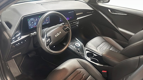 Kia e-Niro 8 of 12
