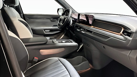 Kia EV9 3 of 13
