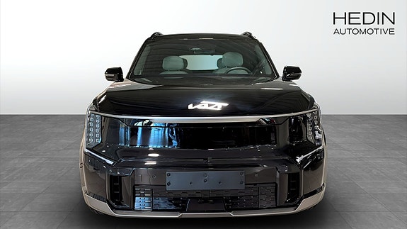 Kia EV9 8 of 13
