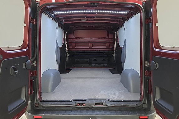 Nissan Primastar 12 of 21