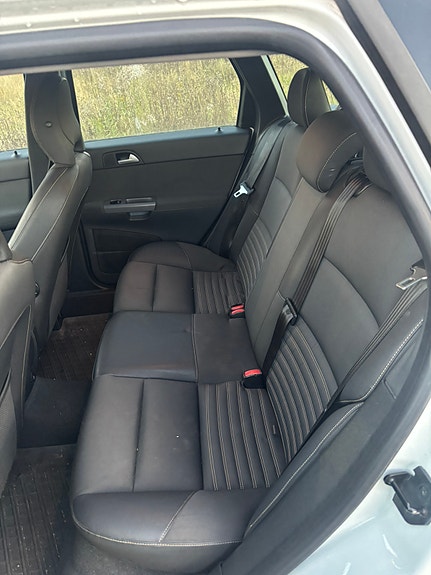 Volvo V50 9 of 10