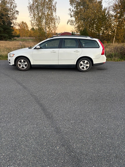 Volvo V50 6 of 10