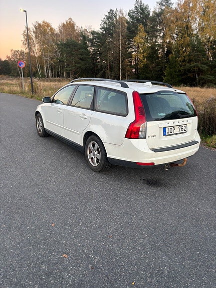 Volvo V50 4 of 10