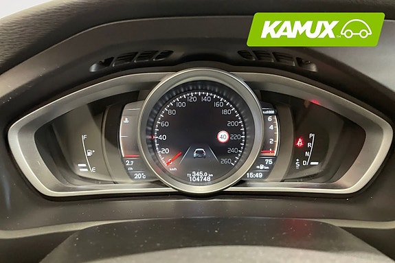 Volvo V40 Cross Country 12 of 23