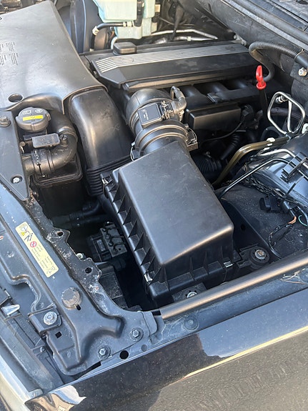BMW X5 4 of 8