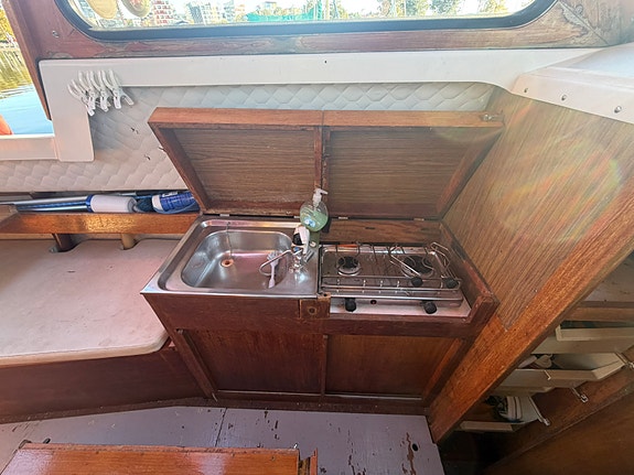 Krabat 740 Nanni Diesel 9 of 11
