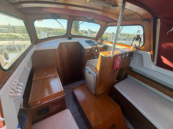 Krabat 740 Nanni Diesel 5 of 11