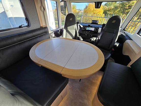 Hymer MasterLine I 890 HC-Edition-Black 8 of 21
