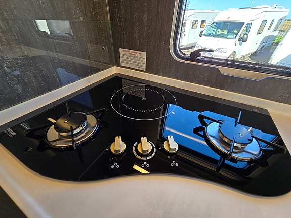 Hymer MasterLine I 890 HC-Edition-Black 12 of 21