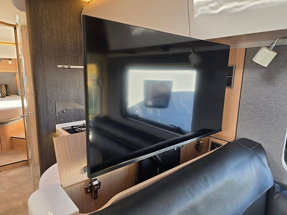 Hymer MasterLine I 890 HC-Edition-Black 18 of 21