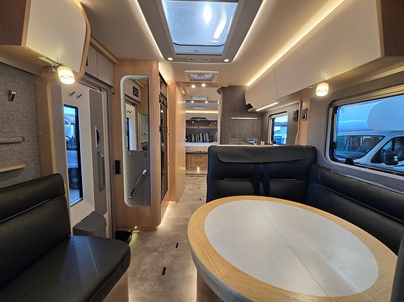 Hymer MasterLine I 890 HC-Edition-Black 4 of 21