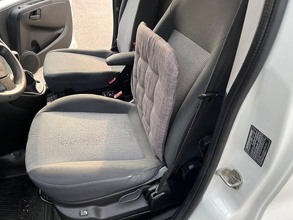 Peugeot Bipper 13 of 16