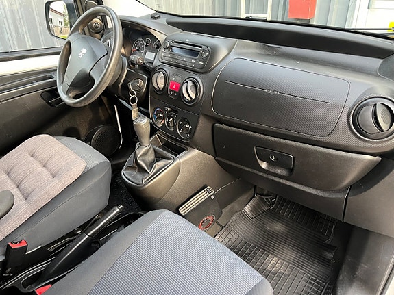 Peugeot Bipper 12 of 16