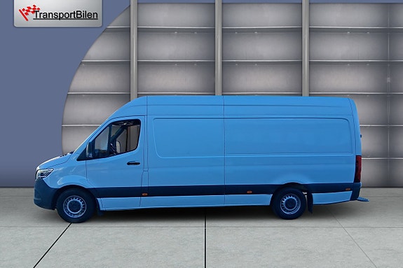 Mercedes-Benz Sprinter 311 2 of 13