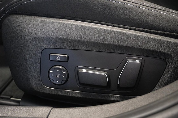 BMW M340i 13 of 28