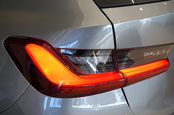 BMW M340i 7 of 28
