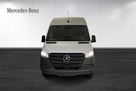 Mercedes-Benz eSprinter 420 6 of 24