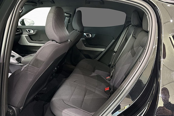 Polestar 2 12 of 17