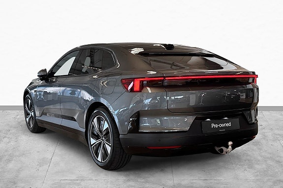 Polestar 4 8 of 28