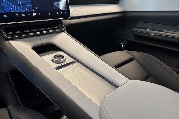 Polestar 4 21 of 28