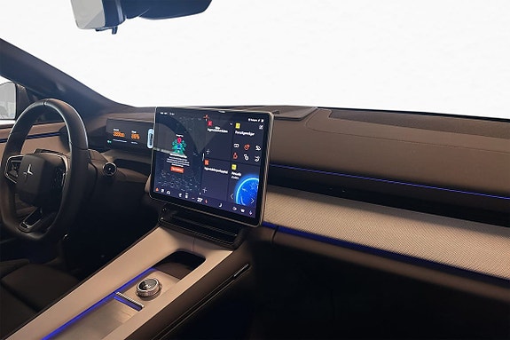 Polestar 4 14 of 28