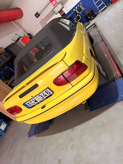 Ford Escort 3 of 4