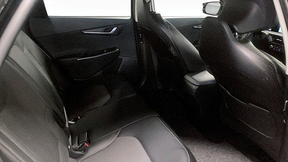 Kia EV6 5 of 12