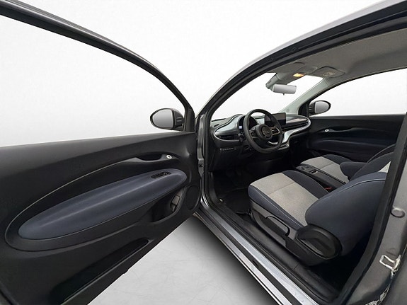 Fiat 500e 10 of 30