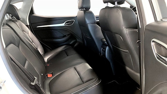 MG ZS 5 of 9