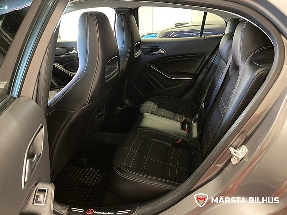 Mercedes-Benz GLA 200 d 11 of 15