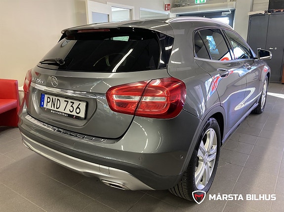 Mercedes-Benz GLA 200 d 3 of 15