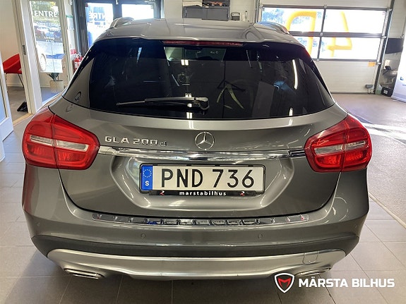 Mercedes-Benz GLA 200 d 7 of 15