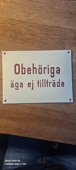 Emaljskylt