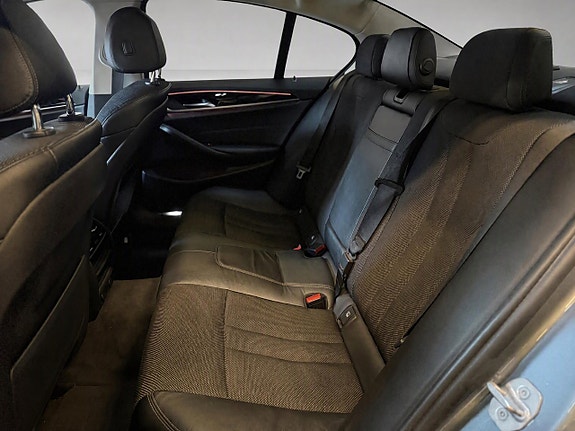 BMW 530e 8 of 15