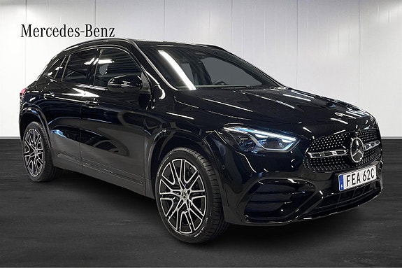 Mercedes-Benz GLA 250 e 2 of 17