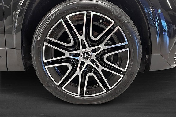 Mercedes-Benz GLA 250 e 5 of 17