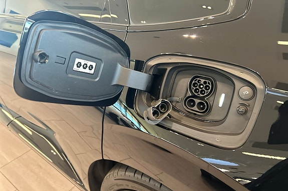 Volvo ES90 20 of 30