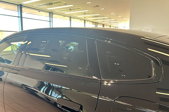 Volvo ES90 21 of 30