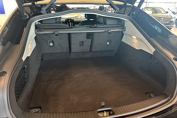 Volvo ES90 14 of 30