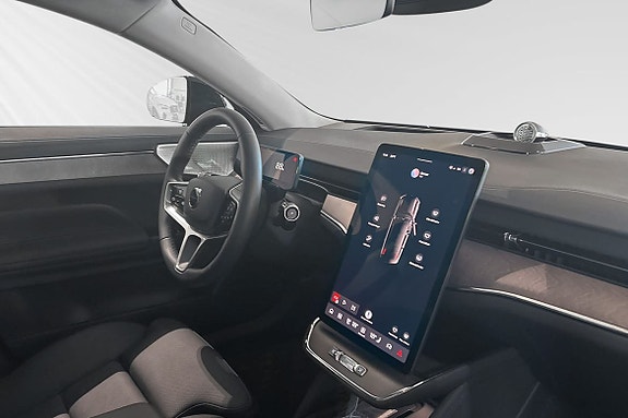 Volvo ES90 10 of 30